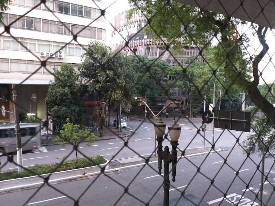 Apartamento Apto Av. Ipiranga Com 1 E Internet 300 Mb. São Paulo